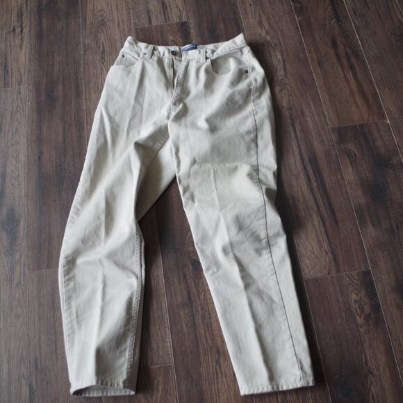 Liz Claiborne Classic Fit Women's Jeans - Picture 4 of 7